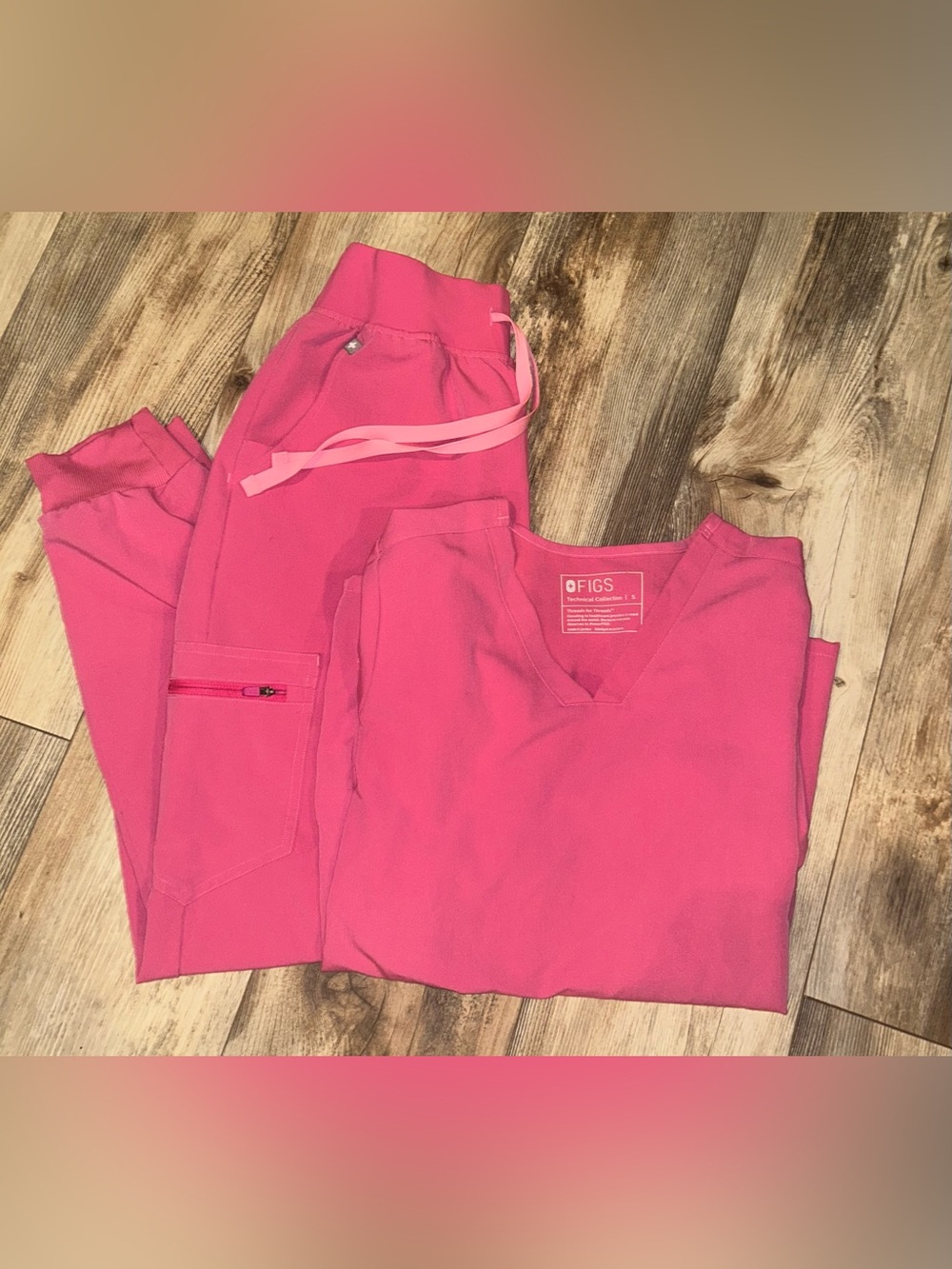 FIGS Technical Collection Scrub Set in Pink Size Small